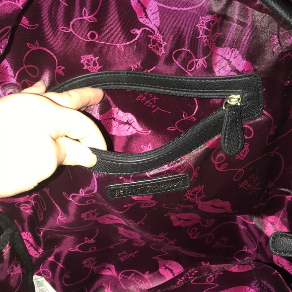 Backpack - Picture 7 of 8